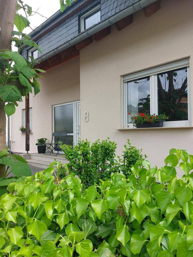 Ferienwohnung für 2 Personen, mit Terrasse und Ausblick