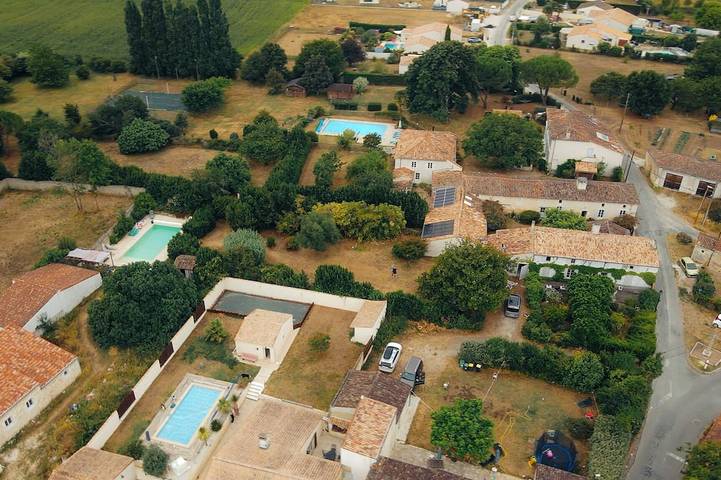 Location de vacances pour 12 personnes à Grézac