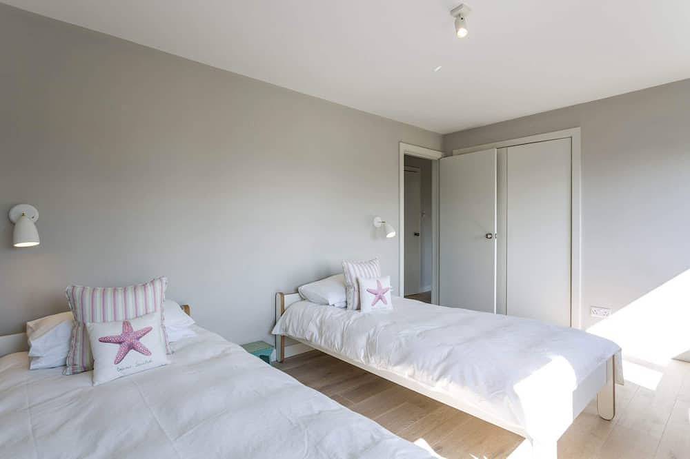 Stylish beach house in West Wittering village as featured in Living Etc mag in West Wittering Beach, West Wittering