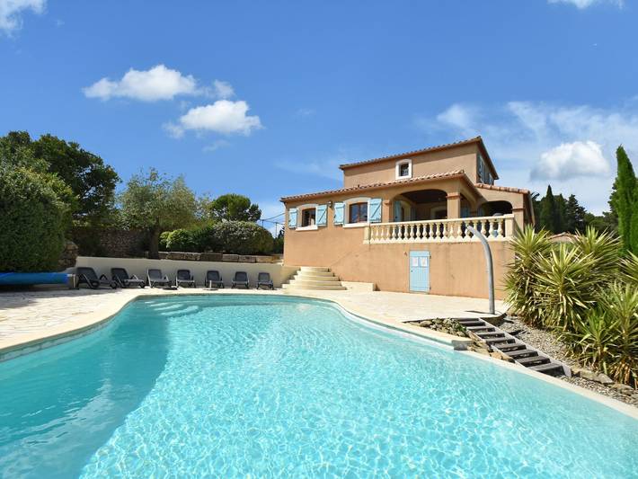 Villa pour 8 personnes, avec terrasse et piscine, animaux acceptés - 1