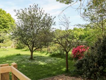 Cottage for 4 People in Cowfold, High Weald, Photo 2