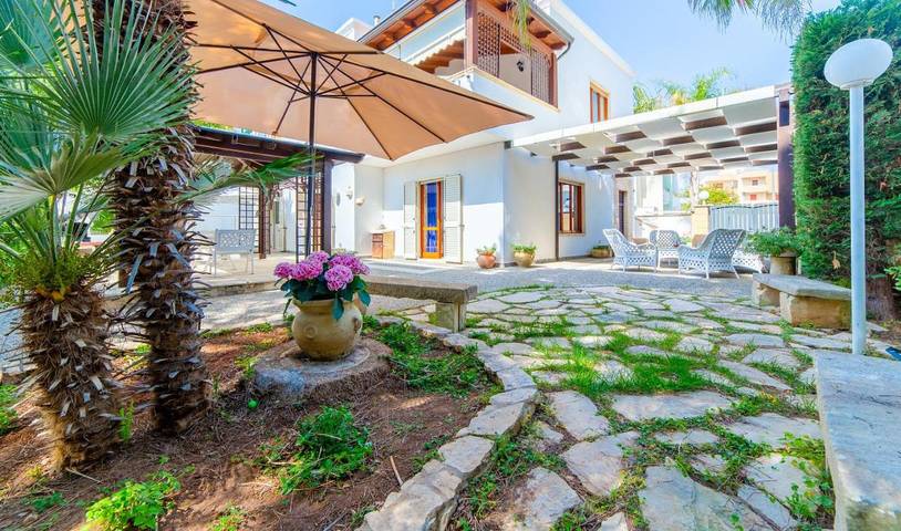 B&b per 3 persone, con giardino a Baia Verde