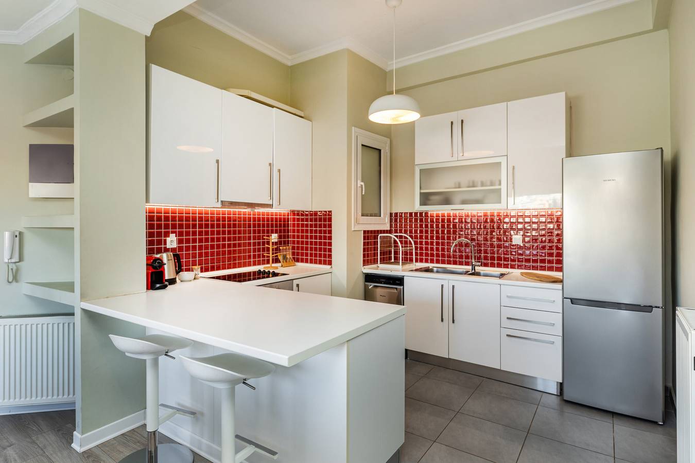 Geheel appartement, Vakantieappartement voor 5 personen met balkon in Thessaloniki en omgeving