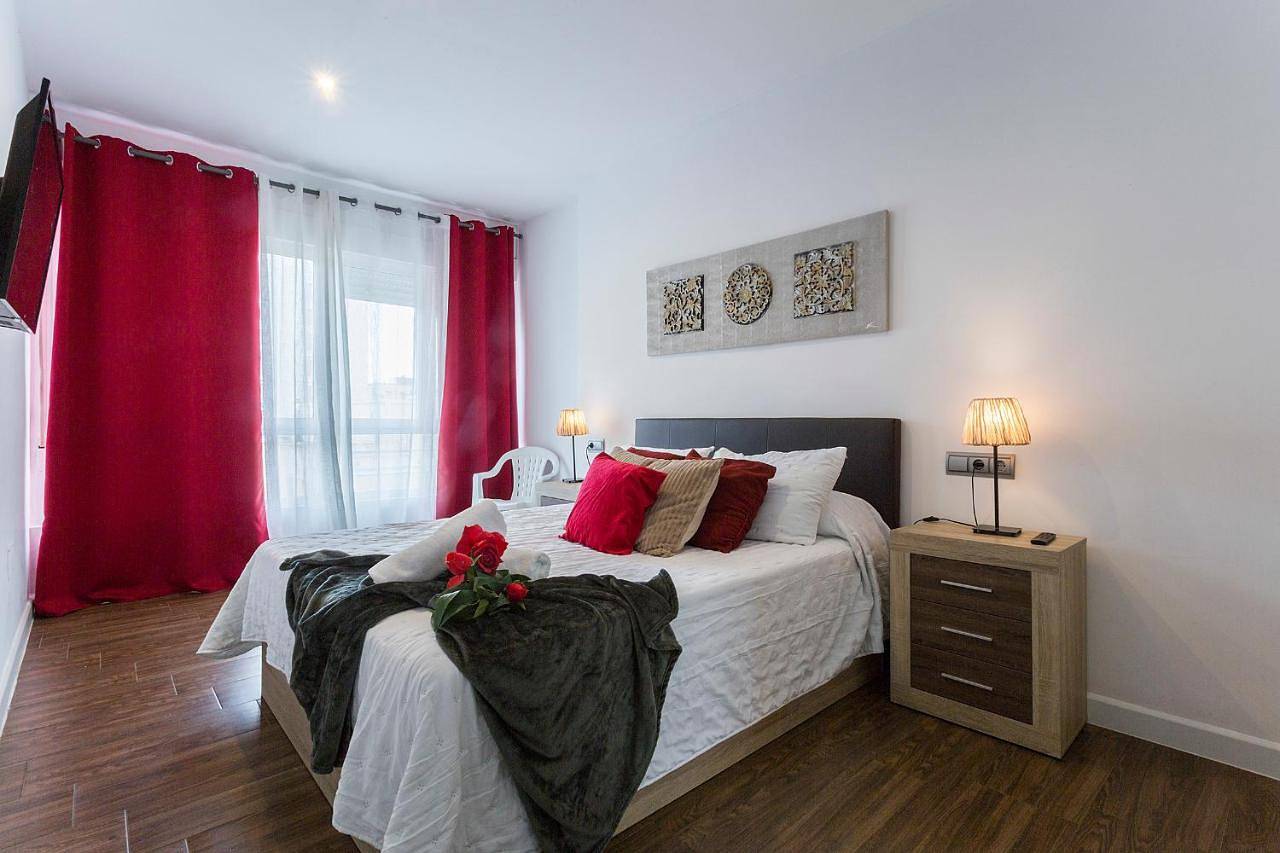 Apartamento inteiro, Playa Victoria Paseo Marítimo 3 Rooms in Playa La Victoria, Cádis