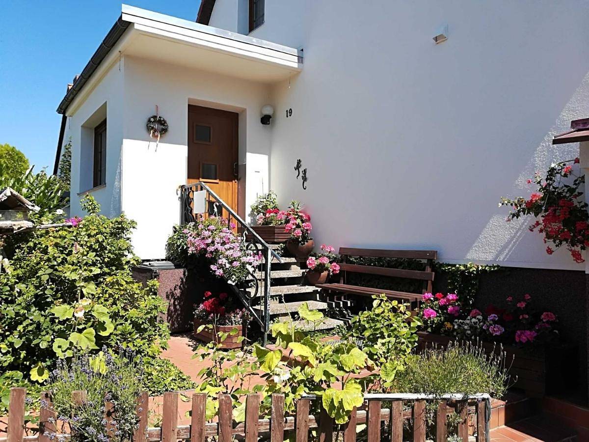 Ganze Wohnung, Ferienwohnung und Bungalow Haegema in Greifswald, Vorpommern Greifswald