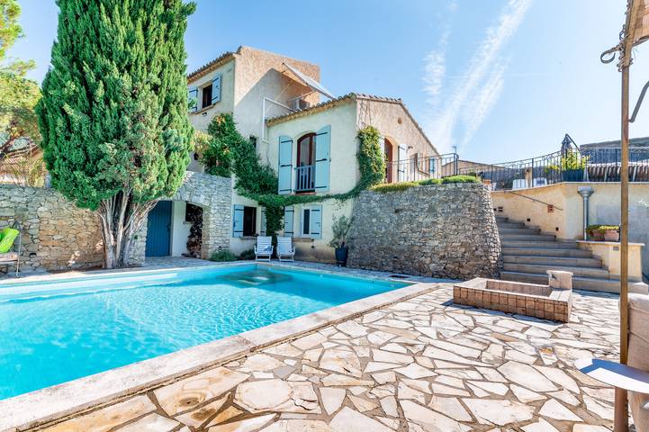 Maison de vacances pour 6 personnes, avec Terrasse ainsi que Jardin et Sauna à Nyons