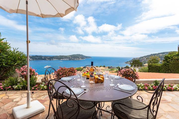 Location de vacances pour 6 personnes, avec terrasse et jardin à Villefranche-sur-Mer - 4