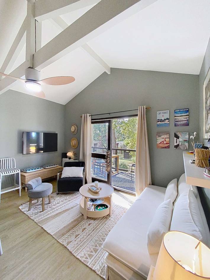 Gîte pour 4 personnes, avec balcon/terrasse, adapté aux familles dans Golf de la Méjanne - 2