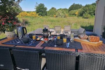 Gîte pour 6 personnes, avec jacuzzi à Questembert