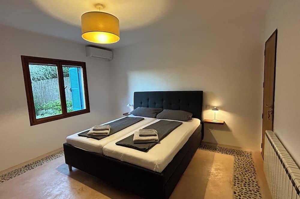 Casa Grillon mit Beheizbarem Pool / Wifi / Ruhige Lage / 6 Personen in Cala Murada, Manacor