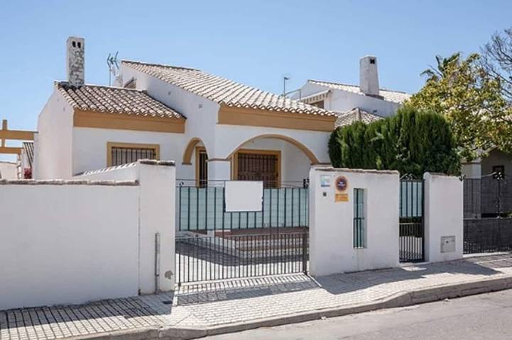 Maison de vacances pour 7 personnes, avec piscine et terrasse - 1