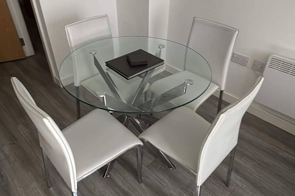 Ganze Wohnung, Apartment-Eigenes Badezimmer-2-Bed in Wigan, Greater Manchester