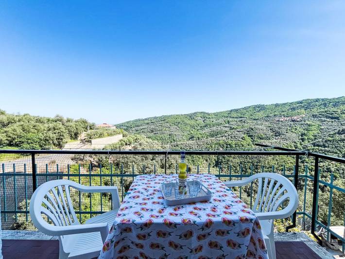Ferienwohnung für 5 Personen, mit Ausblick und Balkon - 1