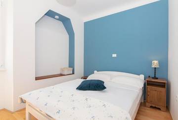Vacation Rental for 4 Guests in Piran, Slovene Riviera, Picture 1