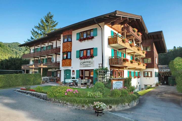 Ferienwohnung für 2 Personen, mit Balkon und Terrasse sowie Garten am Tegernsee