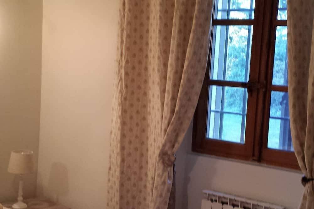Apartamento entero, Alojamiento \"se opuso a la Sorgues\" in Lagnes, Parque natural regional del Luberon