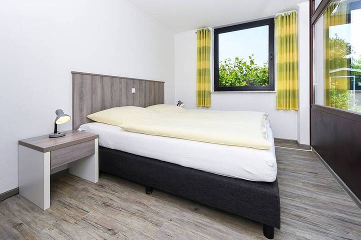 Ferienhaus für 4 Personen, mit Sauna und Garten sowie Terrasse in Bensersiel - 2