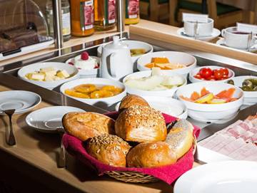 Hotel für 2 Personen in Oberammergau, Ammergauer Alpen, Bild 1