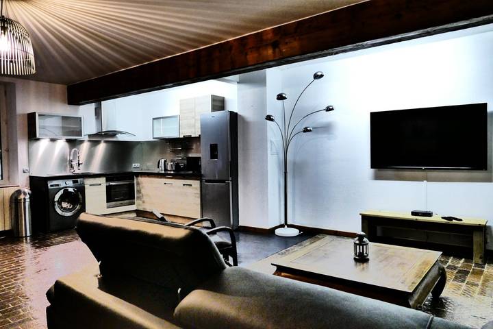 Gîte pour 4 personnes, avec jardin et terrasse, animaux acceptés dans le Jura - 3