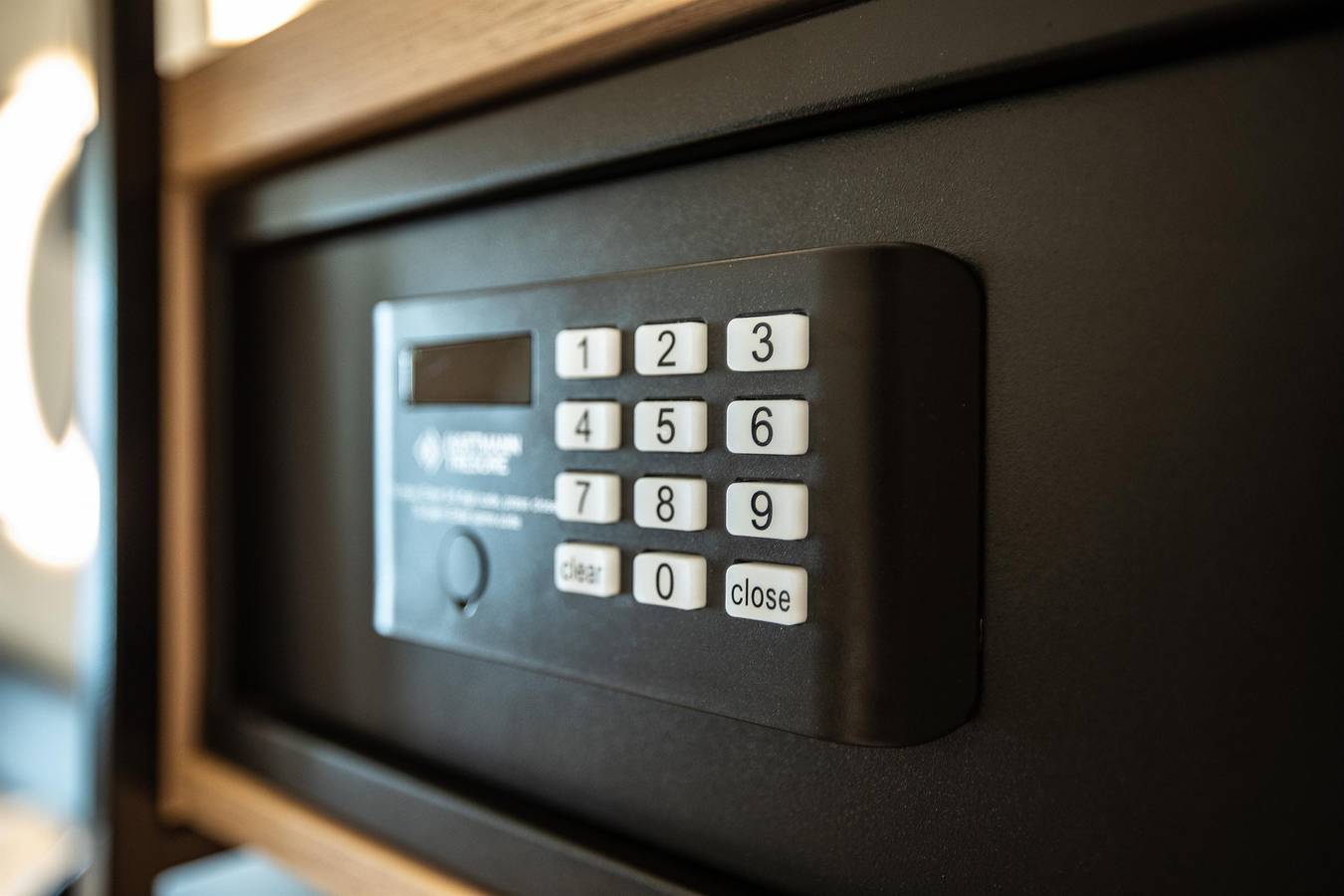 Suite, Dusche oder Bad, Wc, Bademantel in Kapfenberg, Hochsteiermark