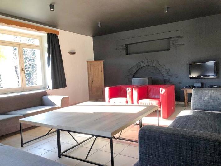 Location de vacances pour 24 personnes, avec vue ainsi que jardin et sauna, animaux acceptés à Herbeumont - 3