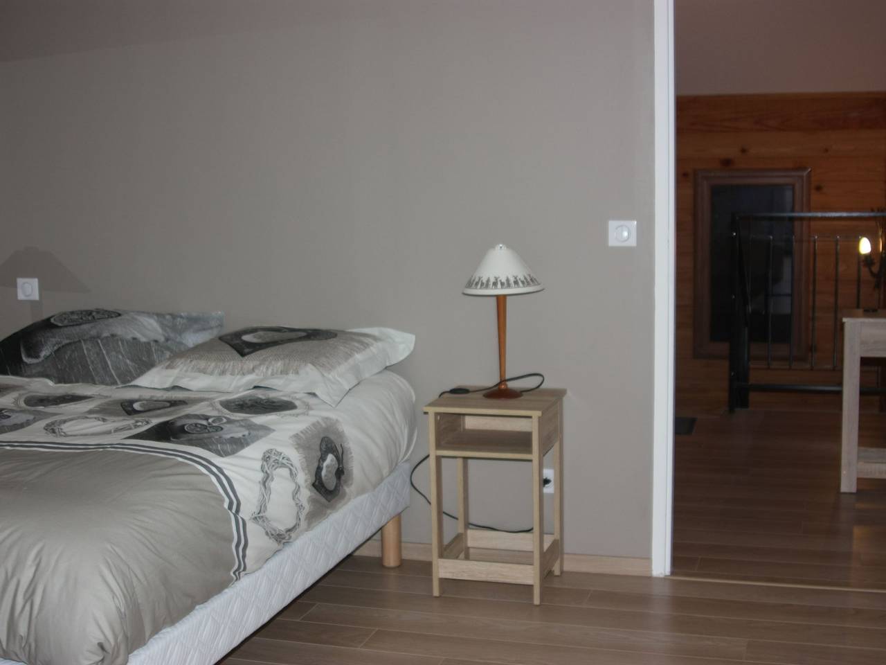 In Aiguebelette-Le-Lac mit Garten, Terrasse und Grill in Aiguebelette-le-Lac, Chambéry region