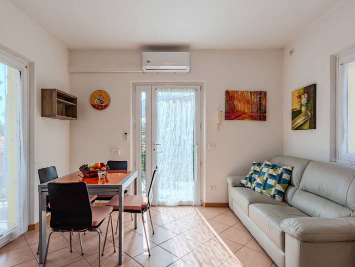 Ferienwohnung für 4 Personen, mit Seeblick und Garten sowie Balkon, mit Haustier am Comer See - 3