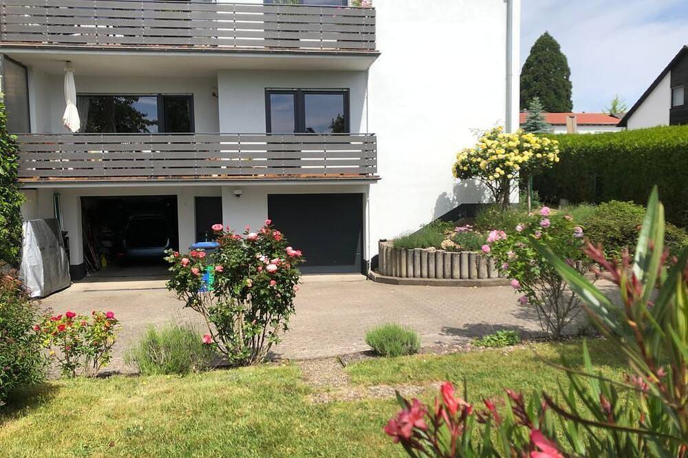 Ganze Wohnung, Hennen-Nest - Ferienwohnung Hennen-Nest in St. Ingbert, Saarpfalz-Kreis