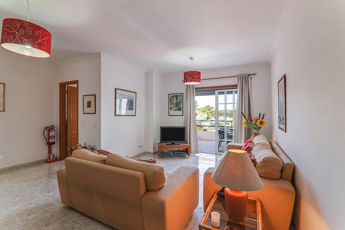 Apartamento inteiro, Apartamento 'Casa do Algarve' com varanda in Praia da Falésia, Albufeira