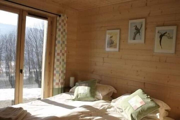 Gîte pour 10 personnes, avec jardin, animaux acceptés à Verchaix - 2