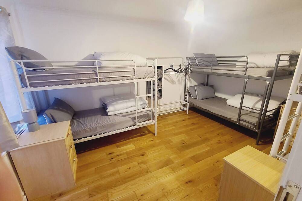 Rusper Retreat - Gatwick in Crawley, West Sussex