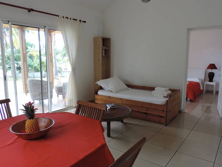 Location de vacances pour 6 personnes, avec terrasse et jardin à Manapy les Bains - 4