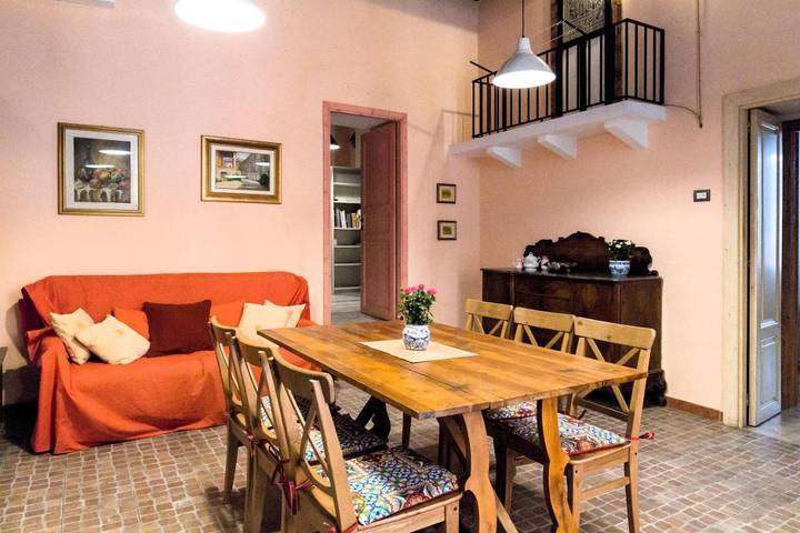 Gîte pour 7 personnes, avec terrasse à Milo - 3
