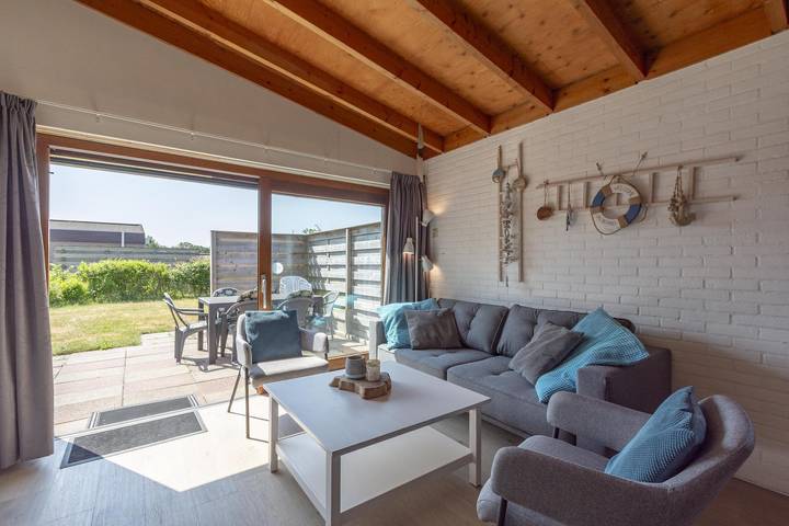 Bungalow für 5 Personen, mit Balkon/Terrasse und Terrasse sowie Garten in Callantsoog