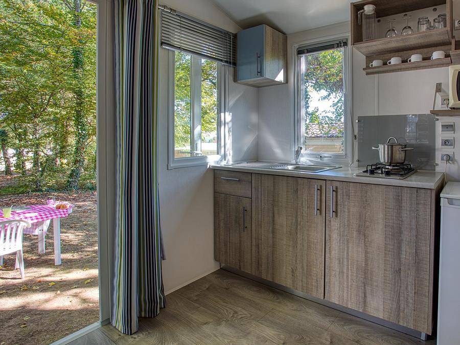 Camping Brin d'amour - Mobilhome 2 personas - Mobil-home Astria - modelo 2014 - 1 dormitorio in Les Eyzies, Périgord Noir