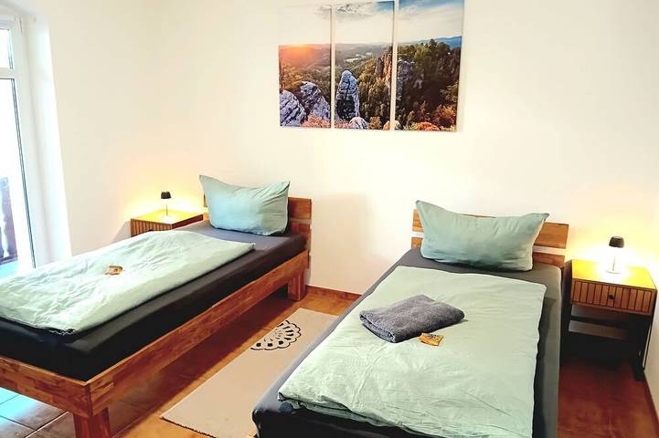 Ganze Wohnung, Stilvolle Ferienwohnung Zum Dorfladen Rathen im Herzen der Sächsischen Schweiz in Rathen, Elbsandsteingebirge
