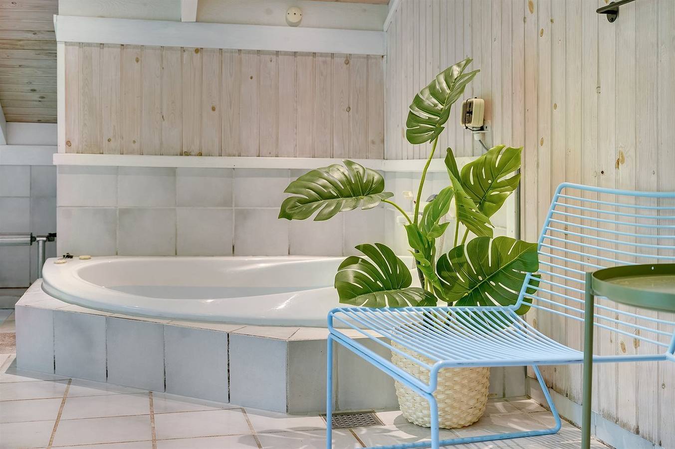 Amazing home in Læsø w/ Sauna, 3 Bedrooms and Indoor swimming pool in Vesterø, Læsø