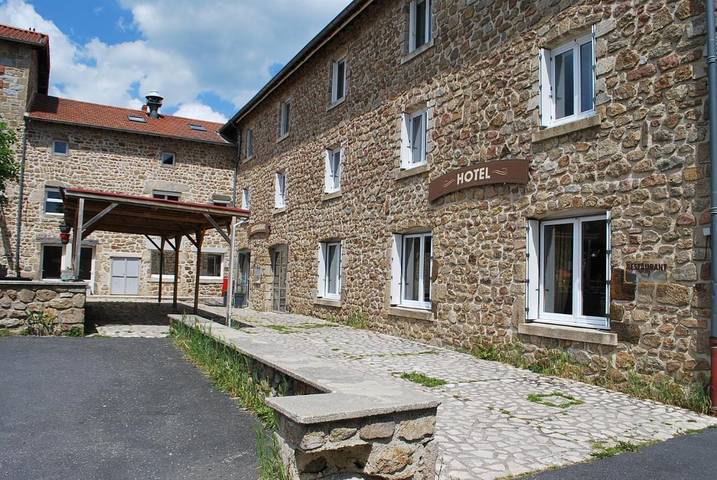 Hôtel pour 3 personnes, avec terrasse à Bellevue-la-Montagne - 3