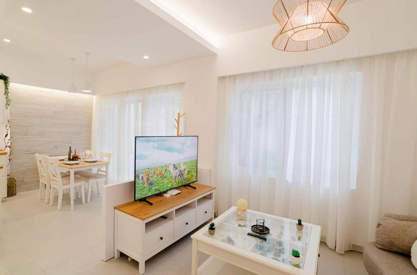 Geheel appartement, Appartement 'Old Town Luxury' met Privéterras, Wi-Fi en Airconditioning in Platia Diagora, Kos Stad