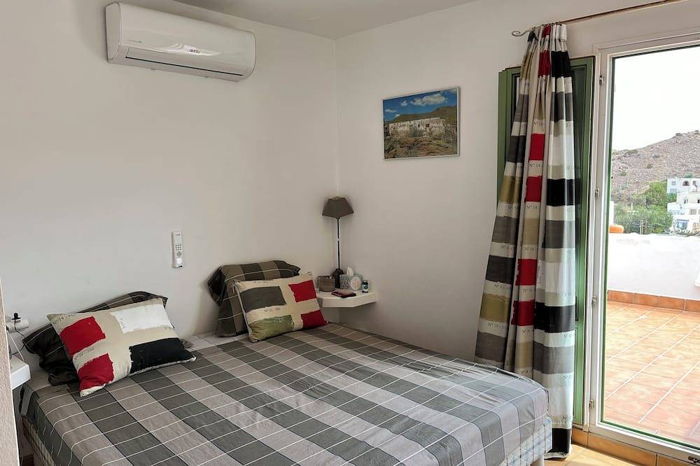 Very Nice Comfortable House With Stunning Views Of The Sea And Mountains in Pozo de los Frailes, Níjar