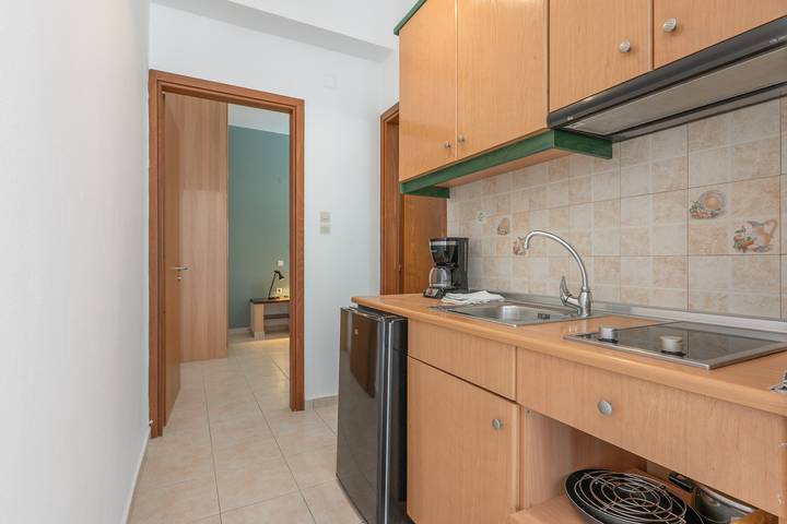 Hel lägenhet, Holiday Apartment "Standard" with Sea View, 2 Shared Terraces & Wi-Fi in Myrtos, Lasithi region