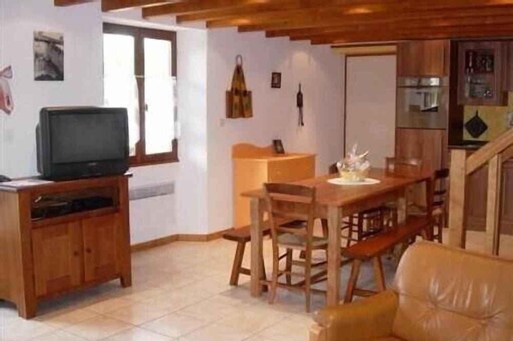 Gîte de France 5 personnes à Ruisseau en Poitou-Charentes in Lezay, Région de Niort