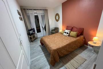 Appartement De Vacances pour 10 Personnes dans Cambrai, Département Nord, Photo 4