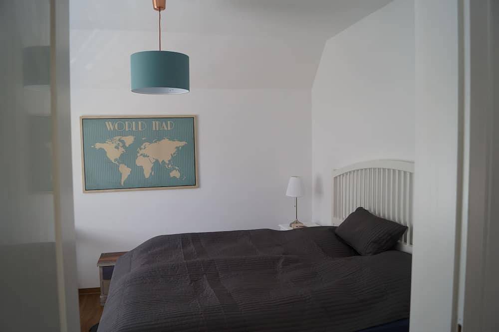 Familienurlaub auf 170m², Strandnahe, restaurierte Bauernkate. Wlan in Stade, Cuxland
