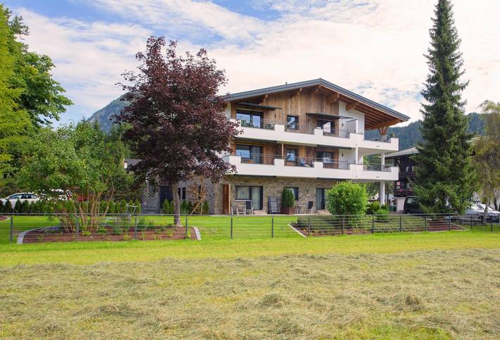 Vakantiewoning voor 4 personen, with Terras and Tuin as well as Sauna in Leutasch