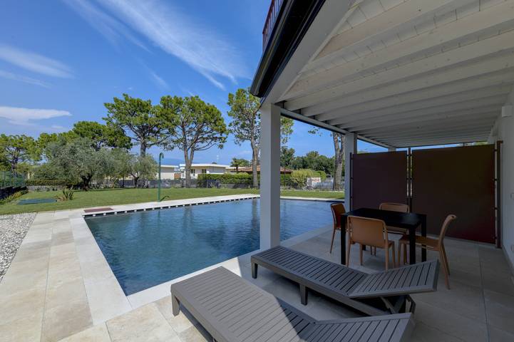 Ferienhaus für 6 Personen, mit Terrasse und Garten in Gardasee-Lombardei - 2