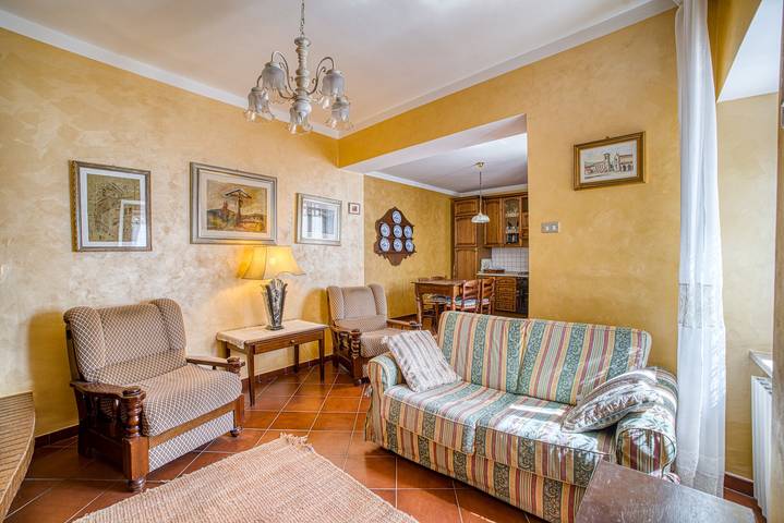 Ganze Wohnung, Authentisches Haus in Umbrien mit Charme und Tradition in Spoleto, Perugia Provinz