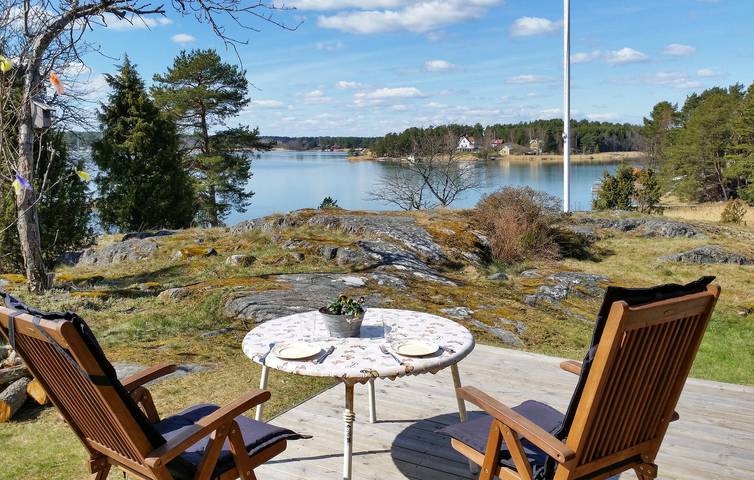 Maison de vacances pour 8 personnes avec terrasse in Vikbolandet