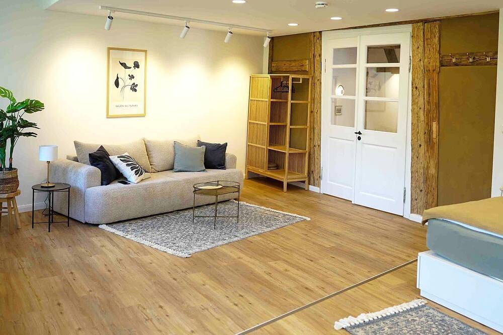 Ganze Wohnung, Apartment-Komfort-Cozy Badezimmer-Stadtblick-Mo in Coburg, Oberes Maintal - Coburger Land