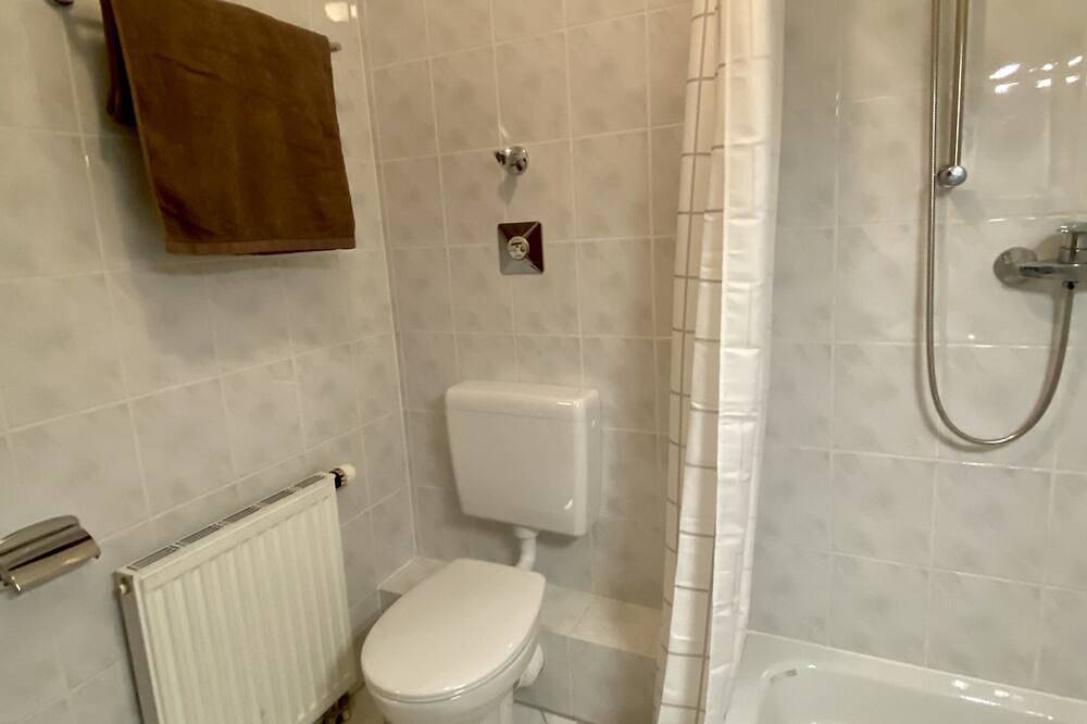 Apartamento entero, Apartment Casa Heideweg with Tg directly on the heath in Langebrück/Schönborn, Dresden und Umgebung